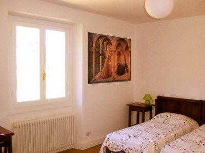 twin bedroom